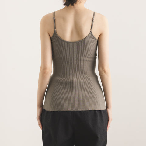 Model: 158cm B70, Wearing Cotton & Silk Rib Camisole with Bra size S (back)
