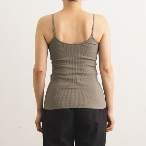 Model: 166cm C70, Wearing Cotton & Silk Rib Camisole with Bra size M (back)