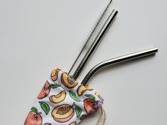 Avocado Straw Pouch – Cruelty-Free Stitchery