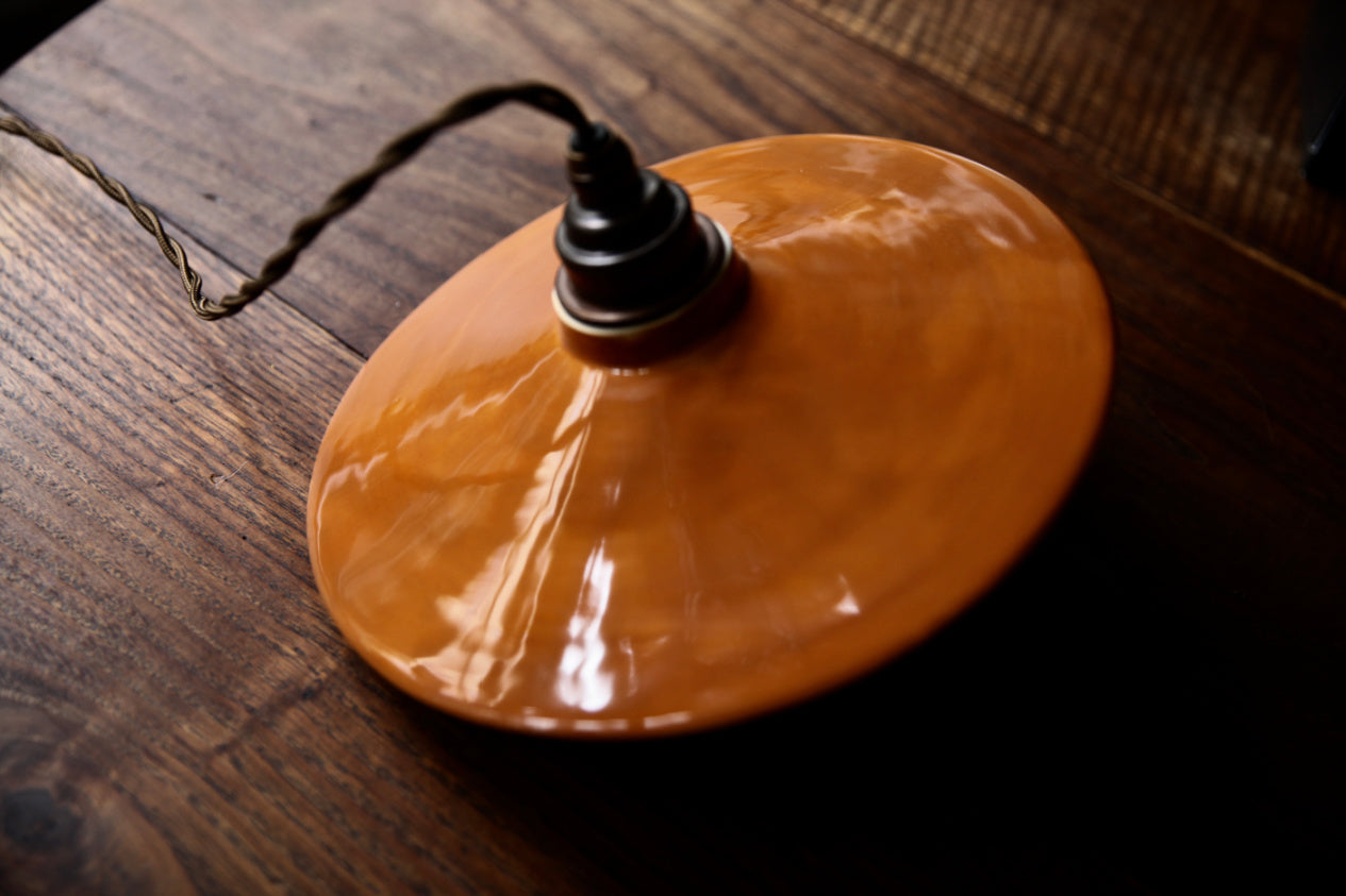 Tomar pendant-light rust colour by luz editions