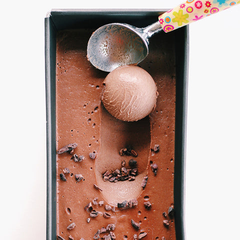 AkiOrganic_Healthy_Vegan_Chocolate_Ice_Cream