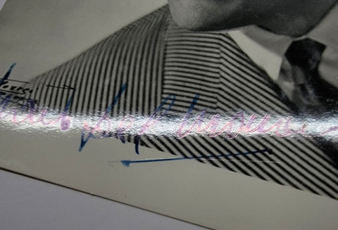 Example of a real ink signature, in more detail