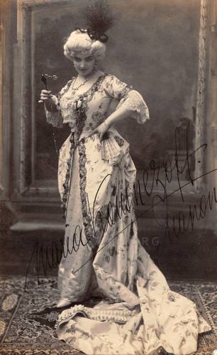 Russian dancer and soprano Maria Kousnezoff (1880-1966) as “Manon”