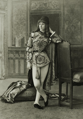 Cleo de Merode as a young stage actress