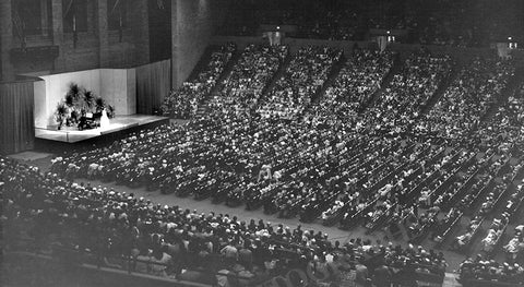 Lily Pons in concert in Lexington