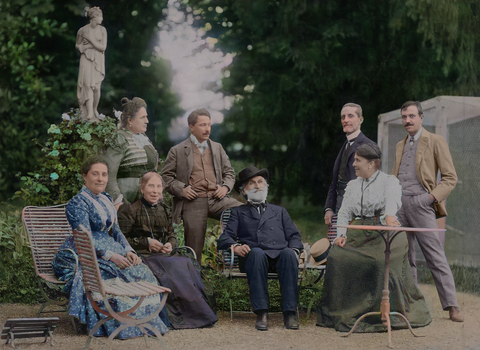 Verdi with family and friends