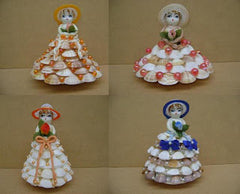 Figurines fille en coquillages
