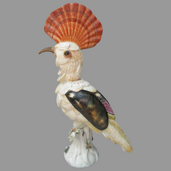 Statue d'oiseau en coquillages