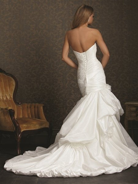 Allure Bridal - P922 Gown - Adinas Bridal