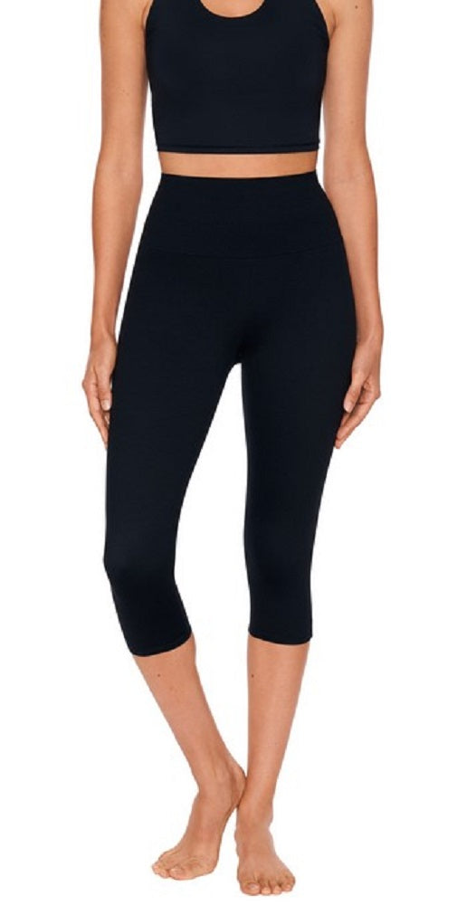 HUE Women's Wide Waistband Blackout Cotton Capri Leggings - U20482