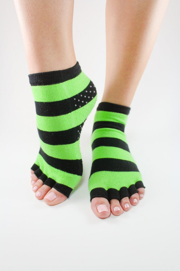 Yoga&Pilates Anti-Slip Sole Micro-Crew Open-Toe Cotton Toe Socks