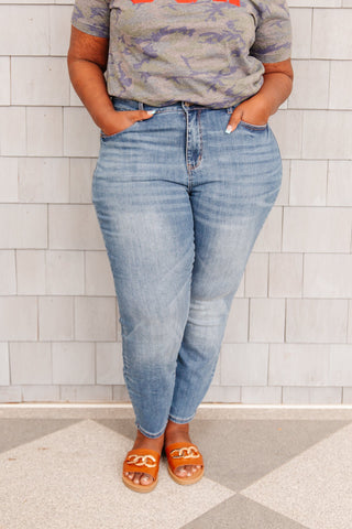 Judy Blue Georgia Back Yoke Skinny Jeans with Phone Pocket