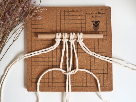 How to tie a Square Knot. Macrame Tutorial by The Joyful Studio