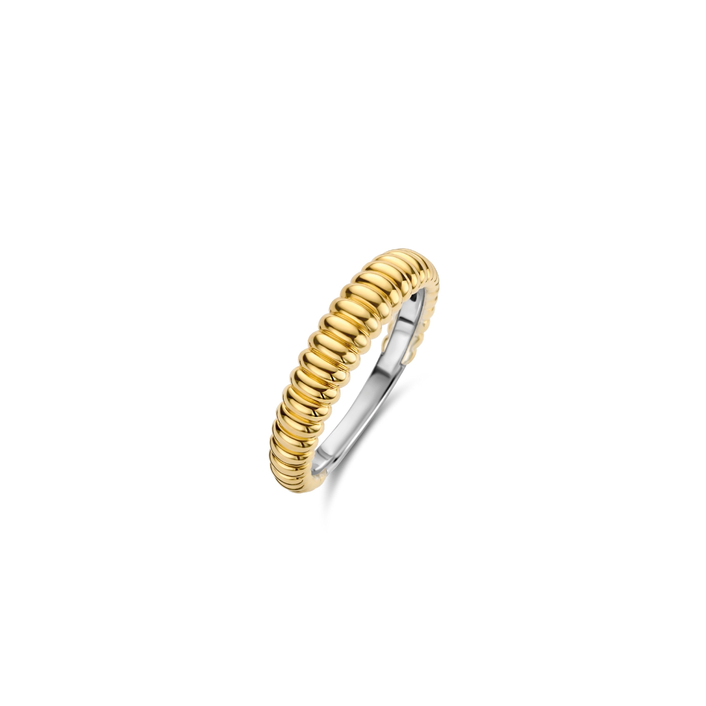 Skinny Ribbed Golden Ring