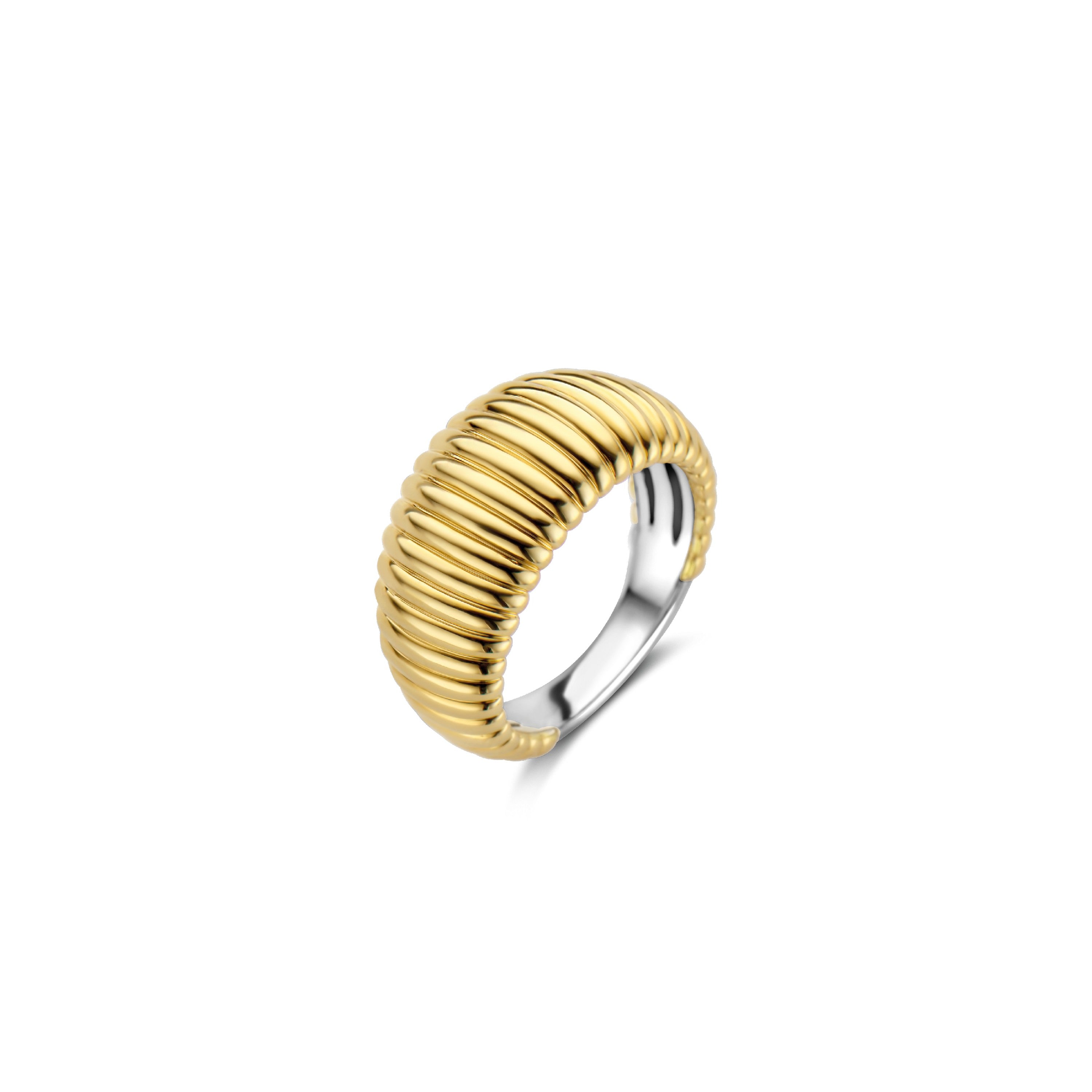 Ribbed Wide Golden Ring