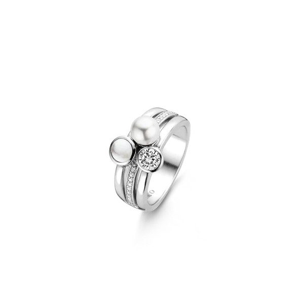 Pearl Trio White Ring