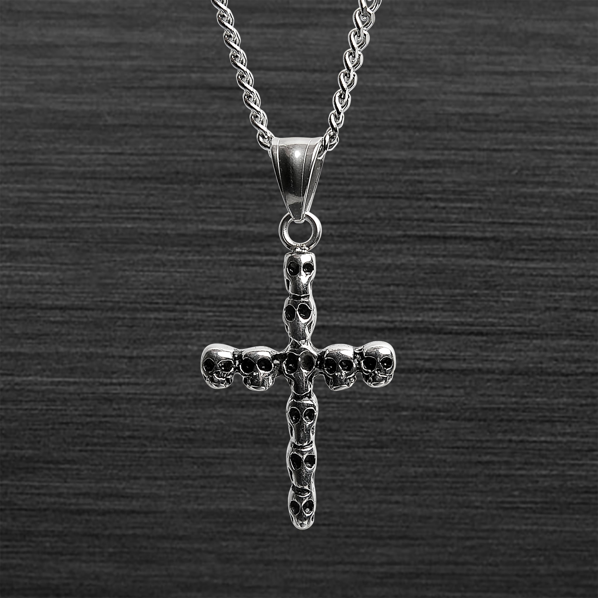 Stainless Steel Cross Of Skulls Curb Chain NECKLACE / PDC2017-RTL