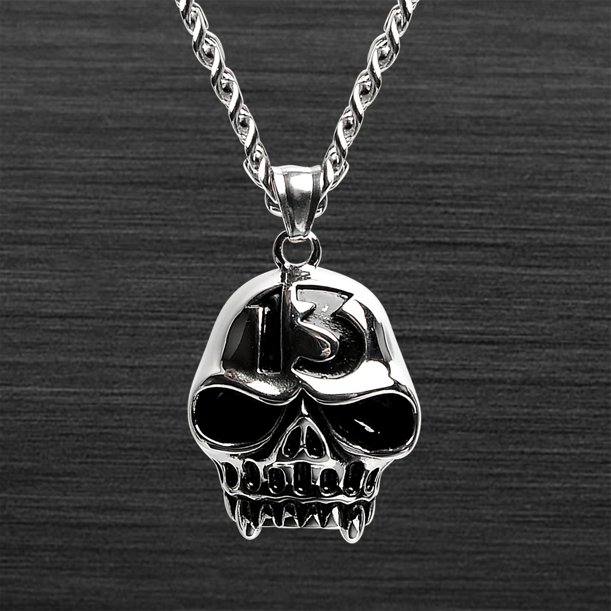 ''Stainless Steel ''''13'''' Fanged Skull Curb Chain NECKLACE / PDL2000-RTL''