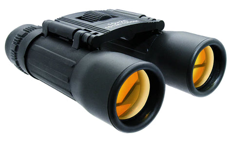 These quality kids binoculars boast 10x magnification and are  perfect for outdoor adventure