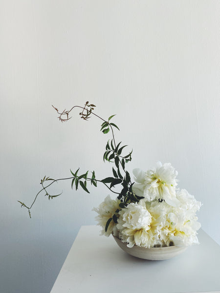 How To Use a Floral Frog for Effortless Vase Designs