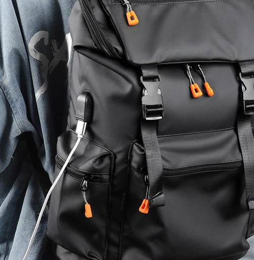 backpack with usb charger