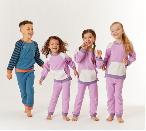 understanding eczema in children - 4 kids in pyjamas