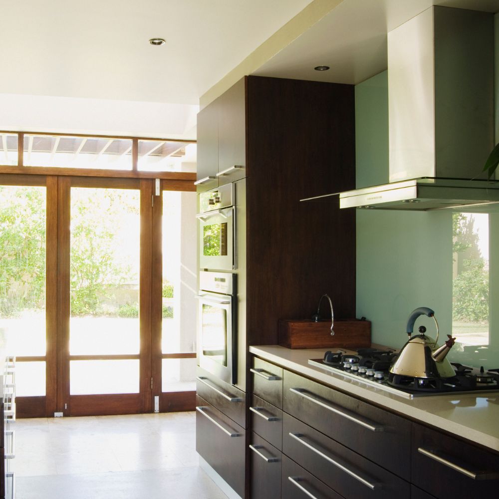 5 Signs Your Kitchen Needs a New Range Hood