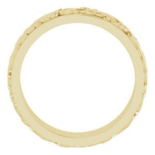 Load image into Gallery viewer, 18K Yellow 7 mm Scroll Band   Size 11.5
