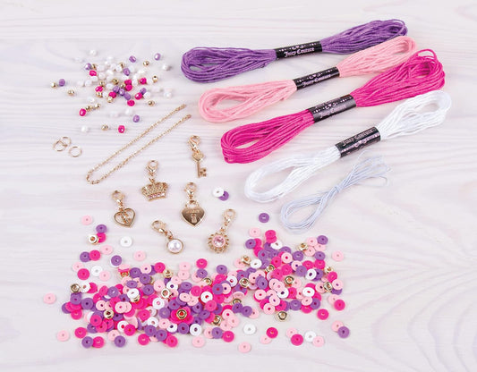 Juicy Couture Mini Pink & Precious DIY Bracelets Kit - Create 8 Unique  Charm Bracelets, 267 Pieces, 8 Charms, Tweens & Girls Ages 8+ 