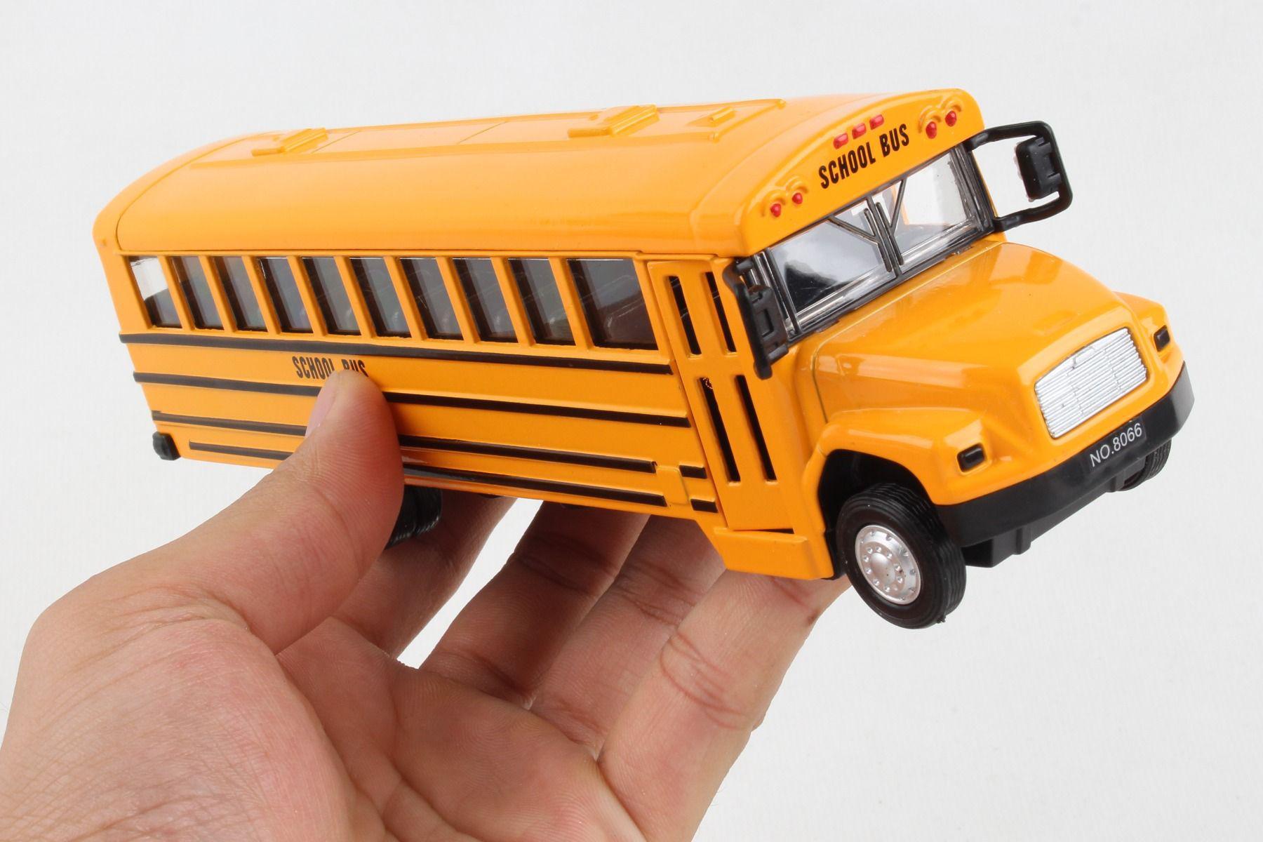 Denk vooruit Acquiesce Gelukkig Die Cast Yellow School Bus, 7 Inch Classic Metal School Bus Toy with P –  sunnytoysngifts.com