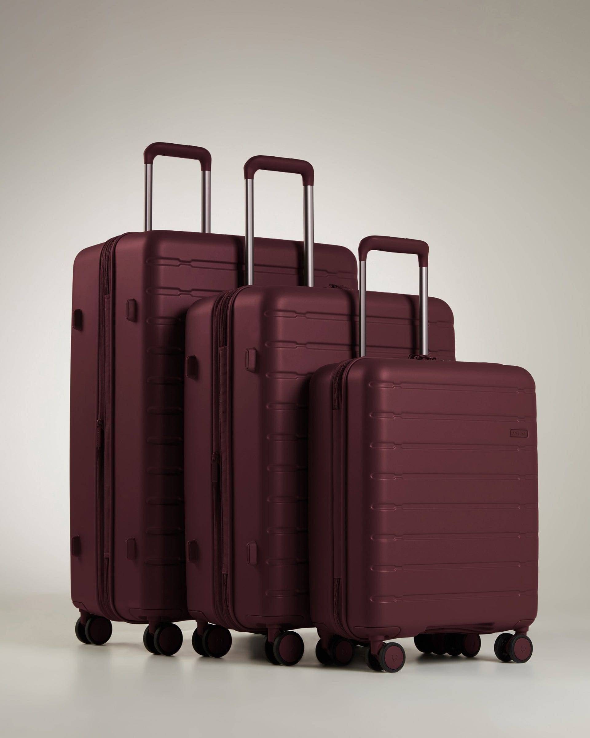View Antler Stamford 20 Set In Berry Red information