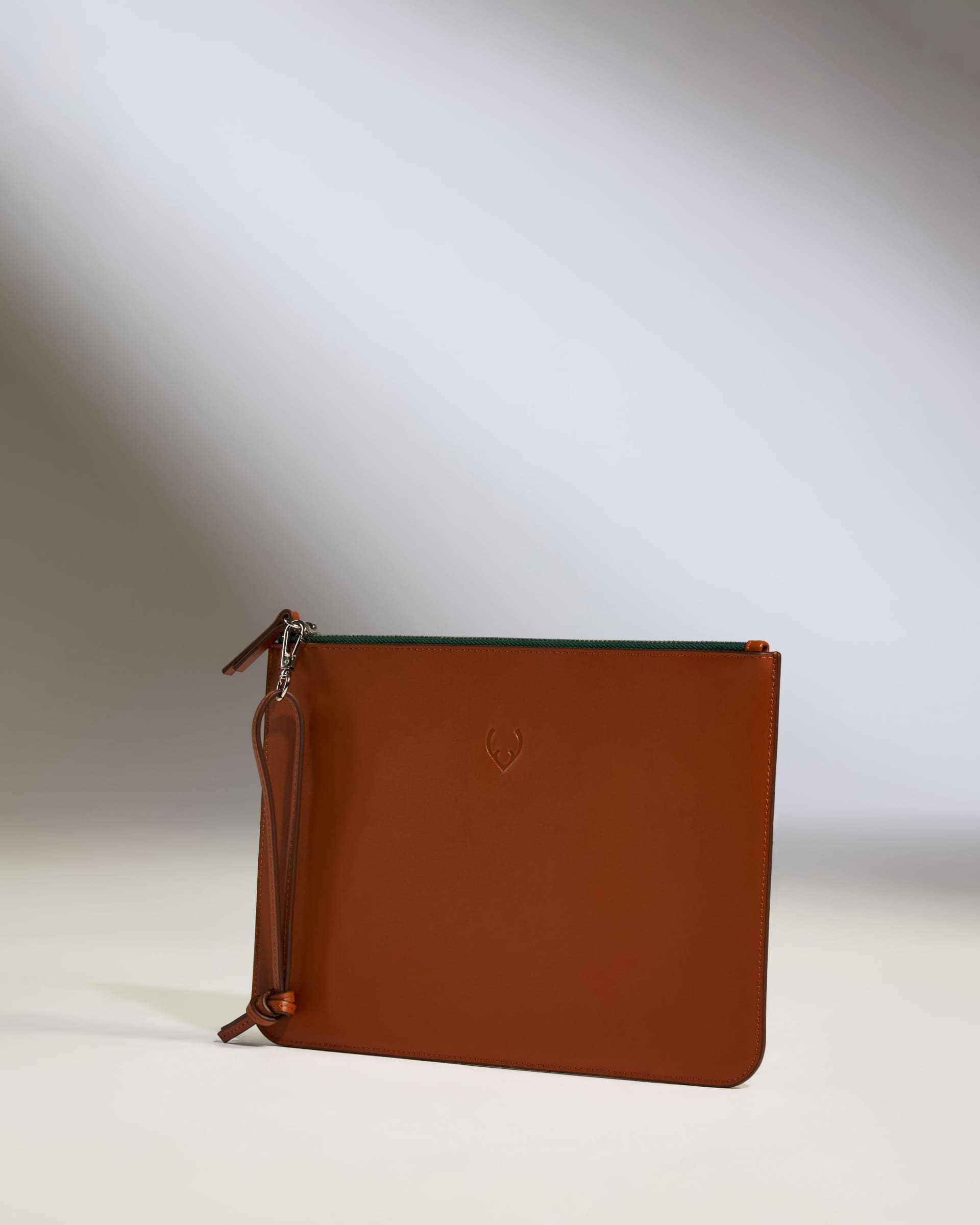 View Antler Zipped Pouch With Wristlet In Tan Leather 1914 Collection Size 15cm x 287cm x 207cm information