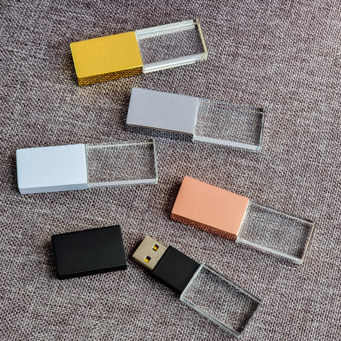 USBs with metaal lids