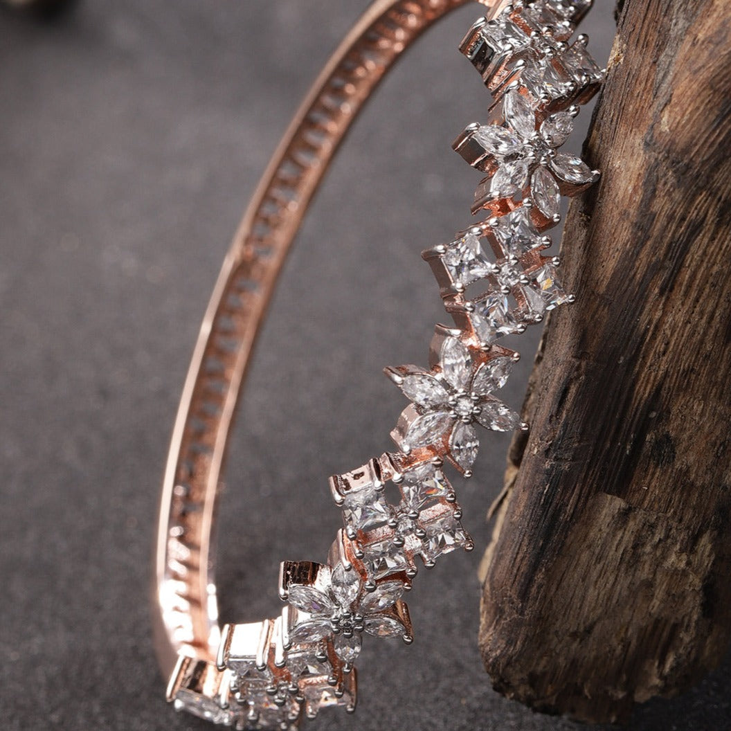 Buy Bling Gold Polish American Diamond Sleek Bracelet Online at Best Price  | Cbazaar