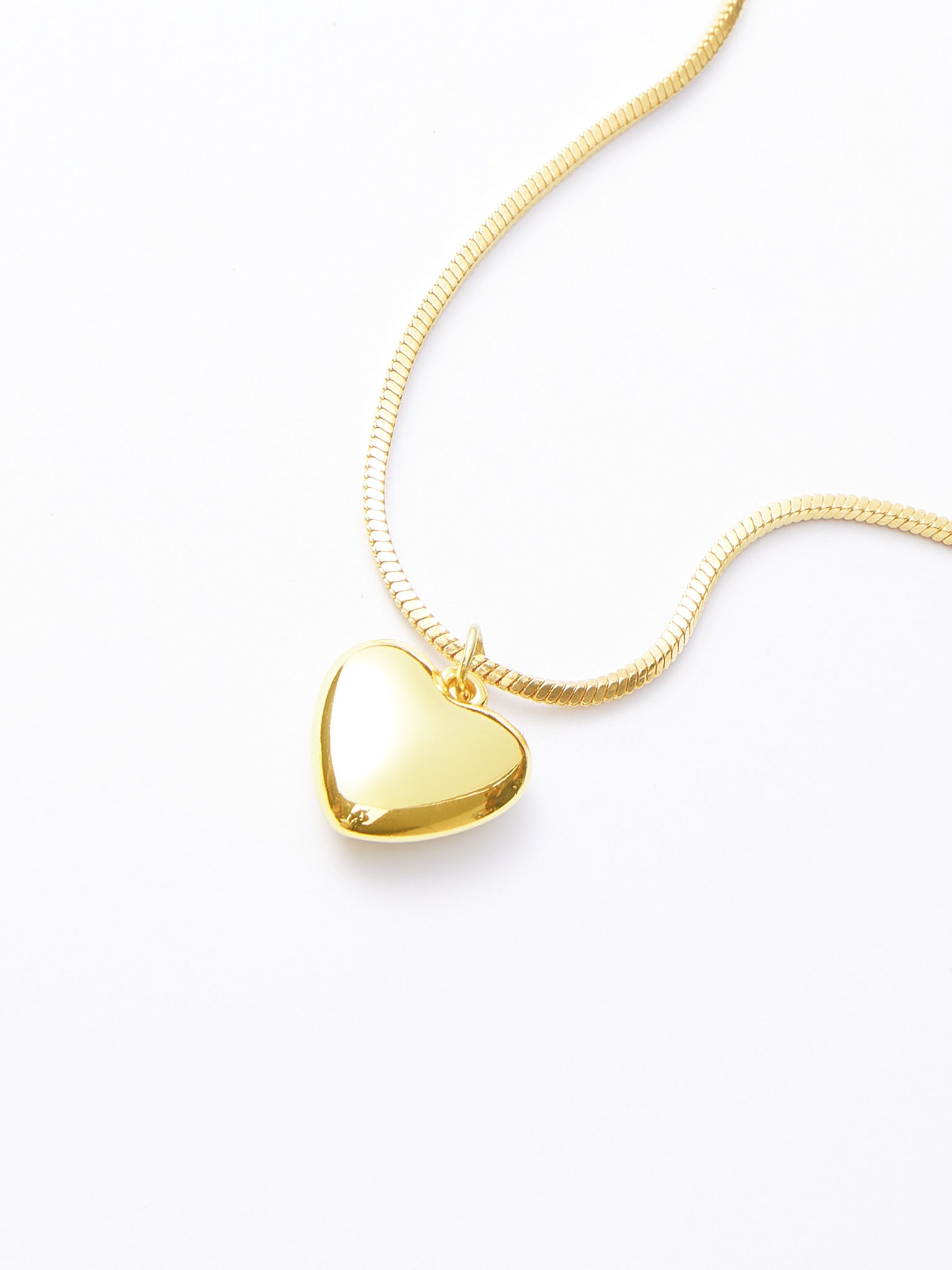 

Gold Layered Heart Pendant Necklace