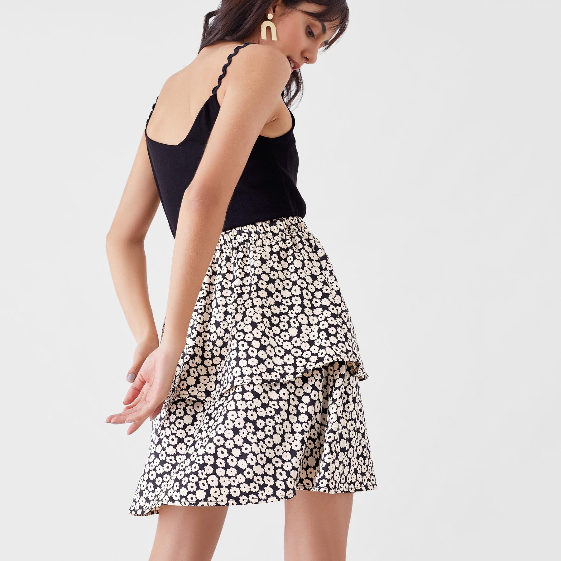 

monochrome daisy tiered skirt, Black