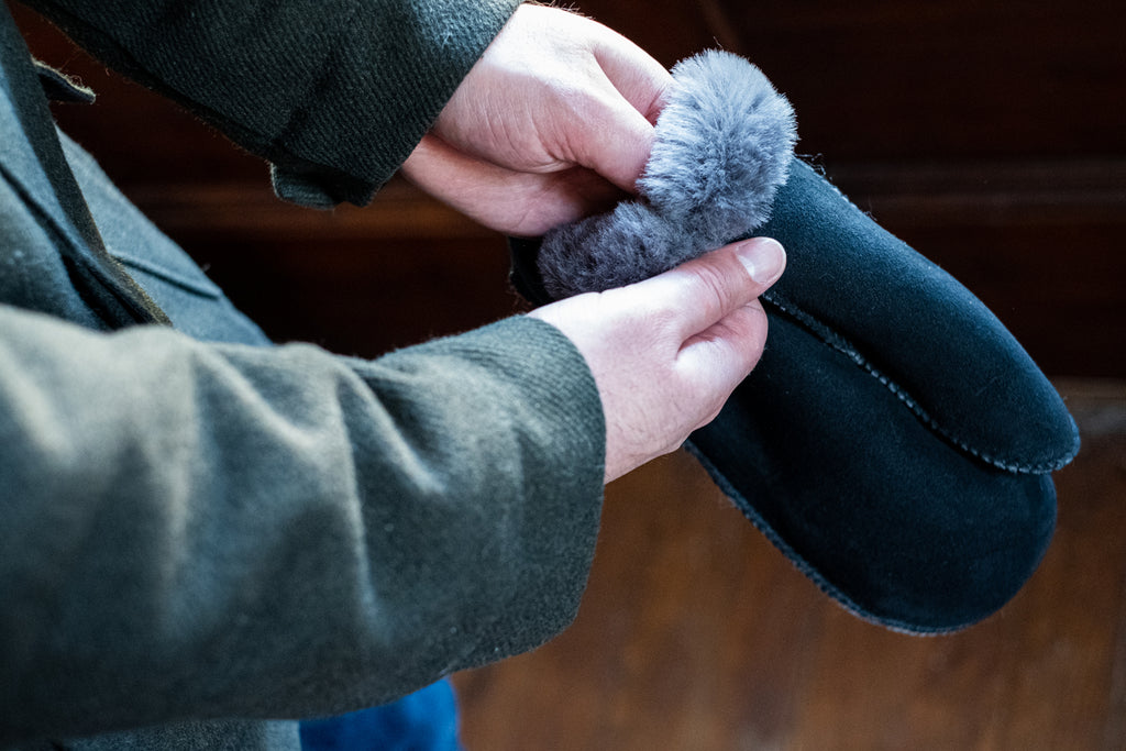 black sheepskin lined men's winter mittens