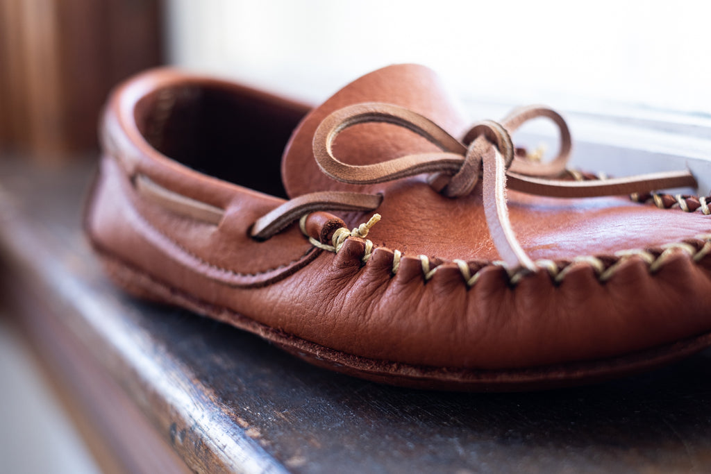 Made in Canada by the Alfred Cloutier Co Women’s Wide Bison Moccasins