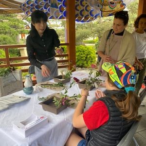 供TOMO　日モナコ　友好　生け花　イケバナ