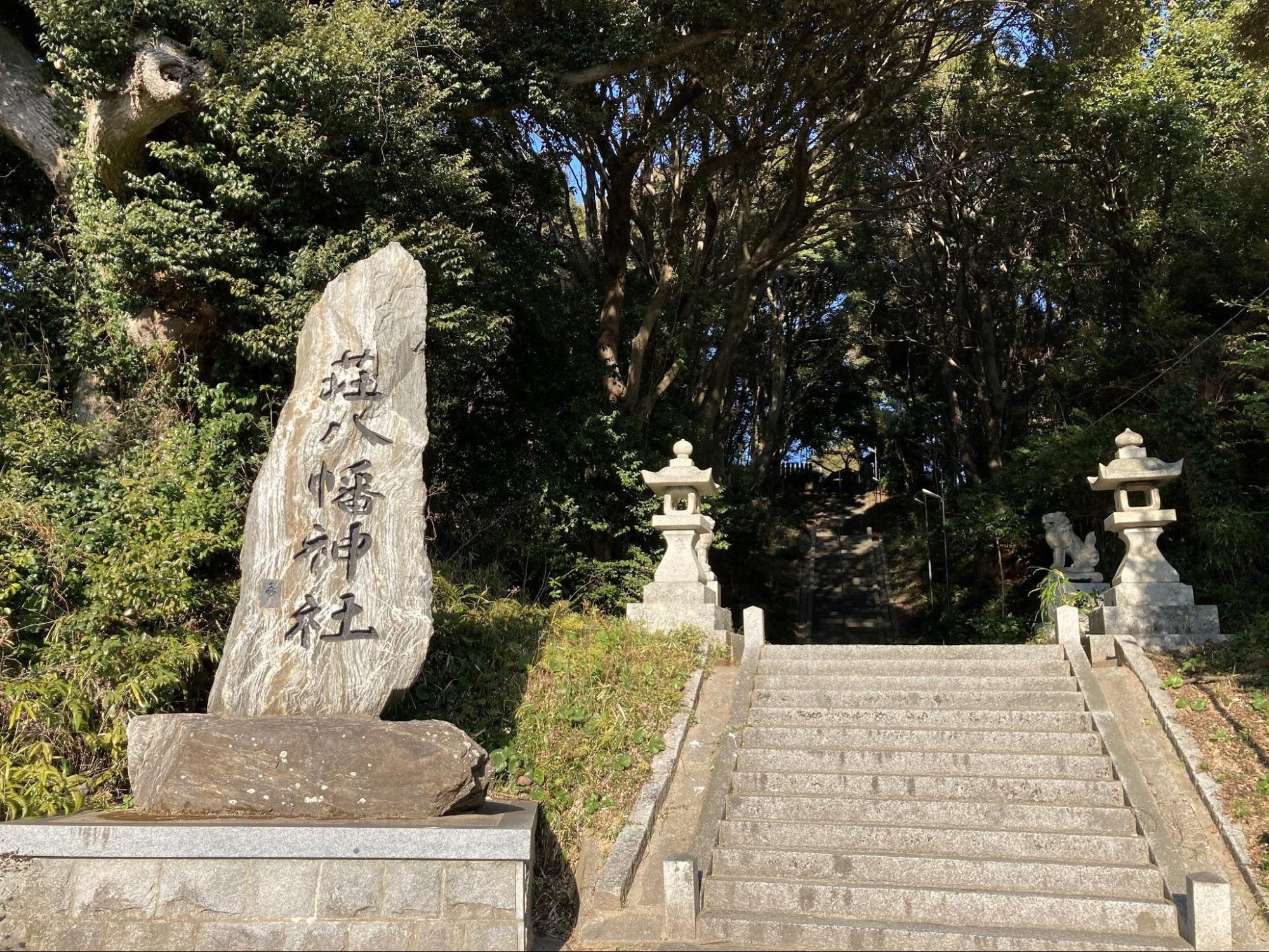 供TOMO　トモ　神社　リトリート　カフェ玄神