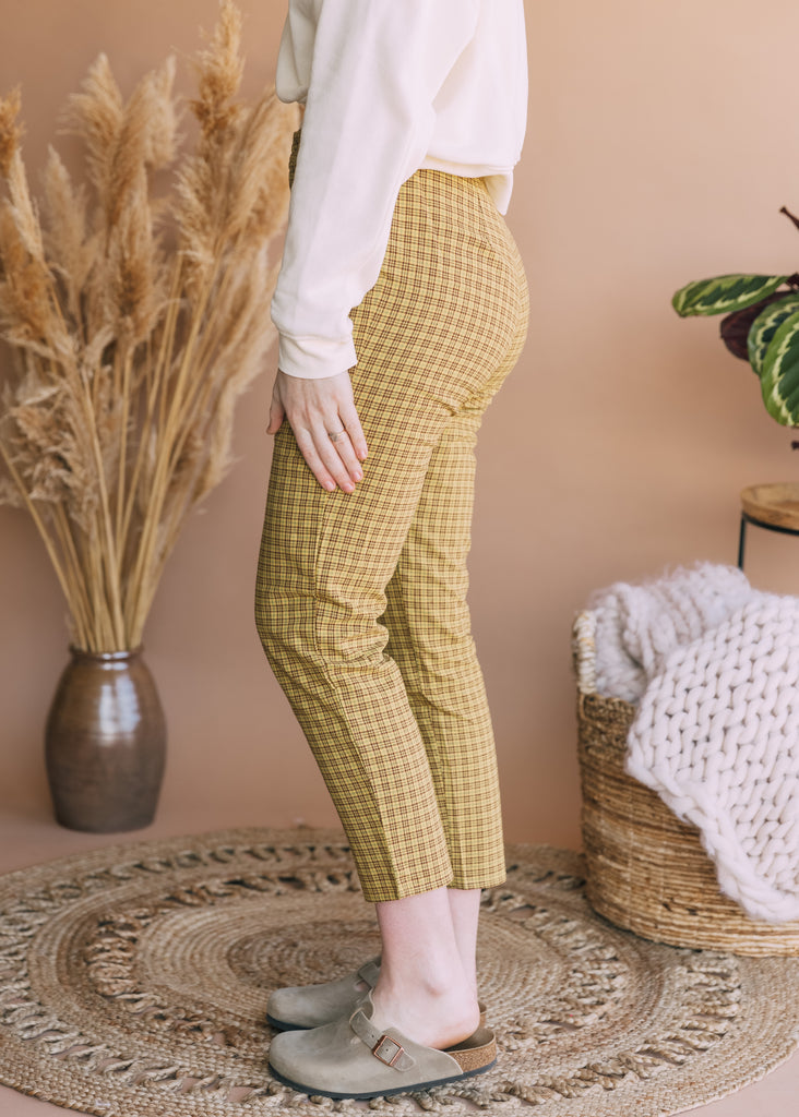 winter in concord pants in lime