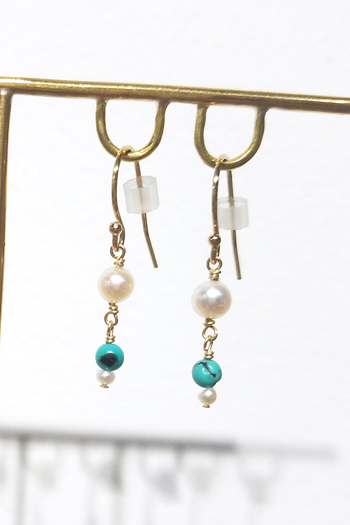 Cobamae Pearl Earrings - Blue