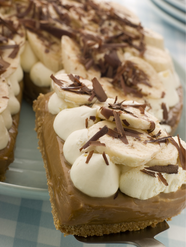 Caramel and banana tarts