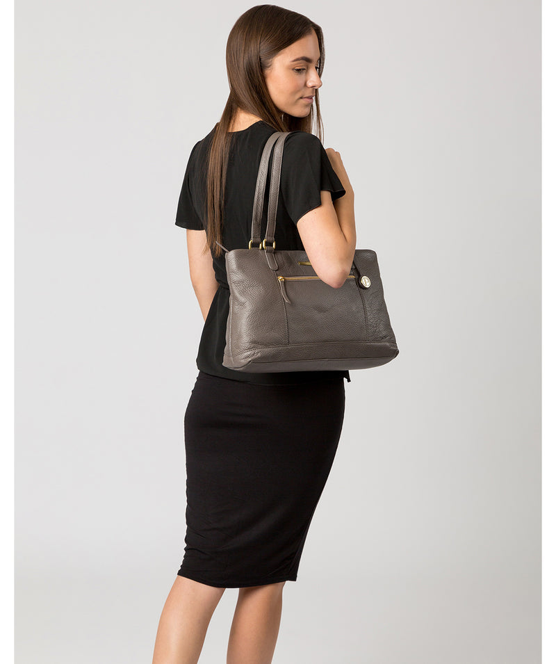 Pure Luxuries Leather Shoulder Bag Grey - Thea | Grey Leather Shoulder Bag – Pure Luxuries London