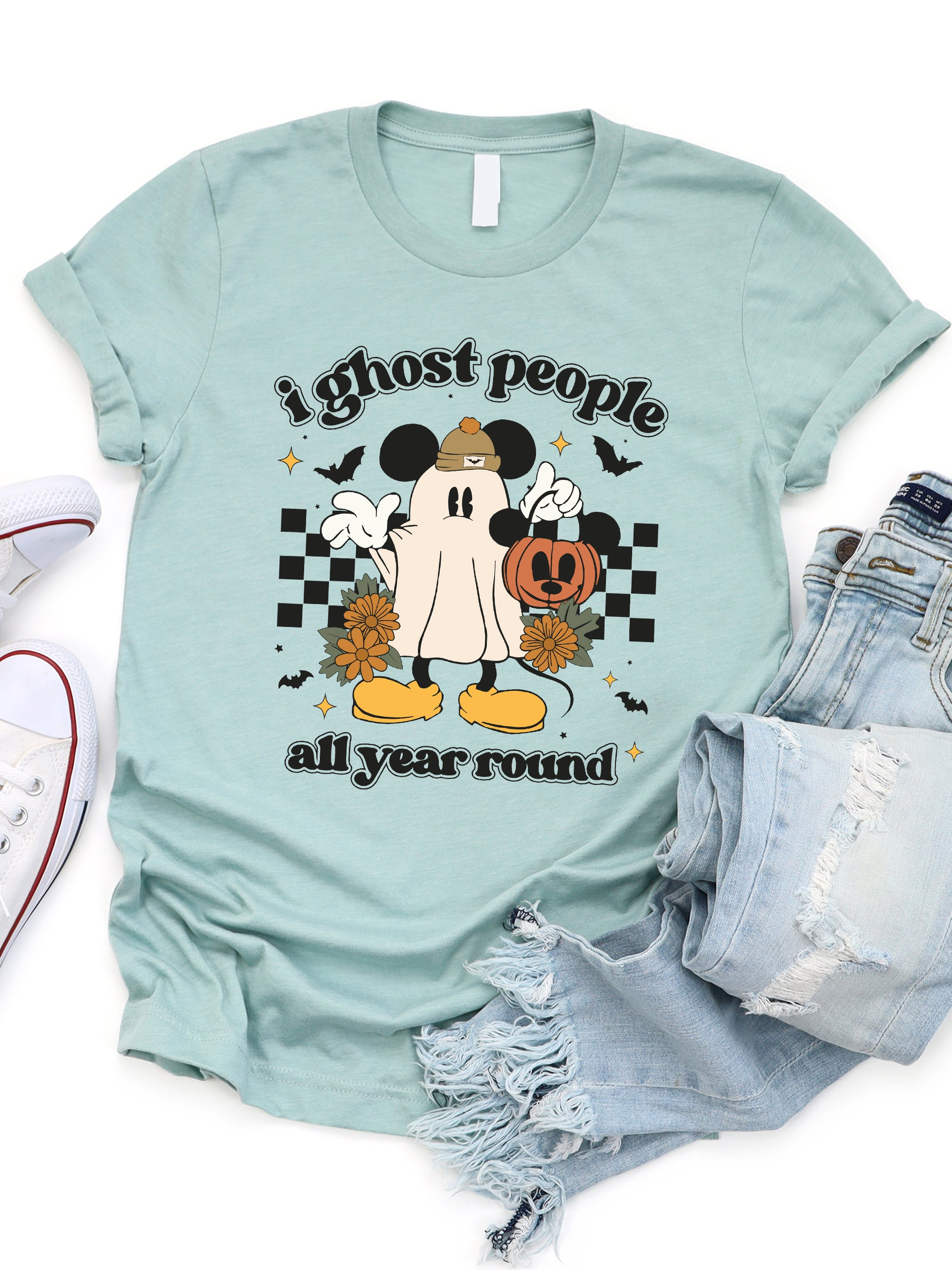 I ghost people all year round (Mickey Ghost) Graphic Tee