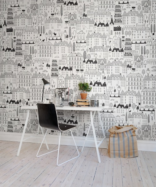 UrbanRomantic City Patterned Wallpaper in study room