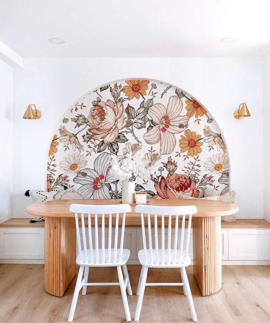 Adora Vintage Floral Wallpaper in Dining Room