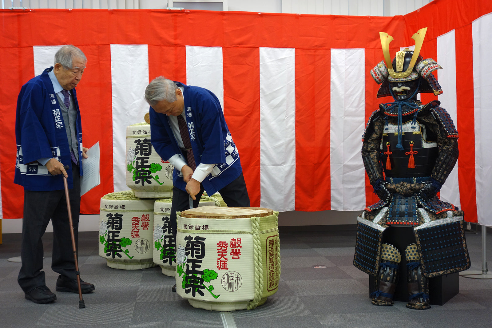 菊正宗 鏡割り 甲冑サムライストア