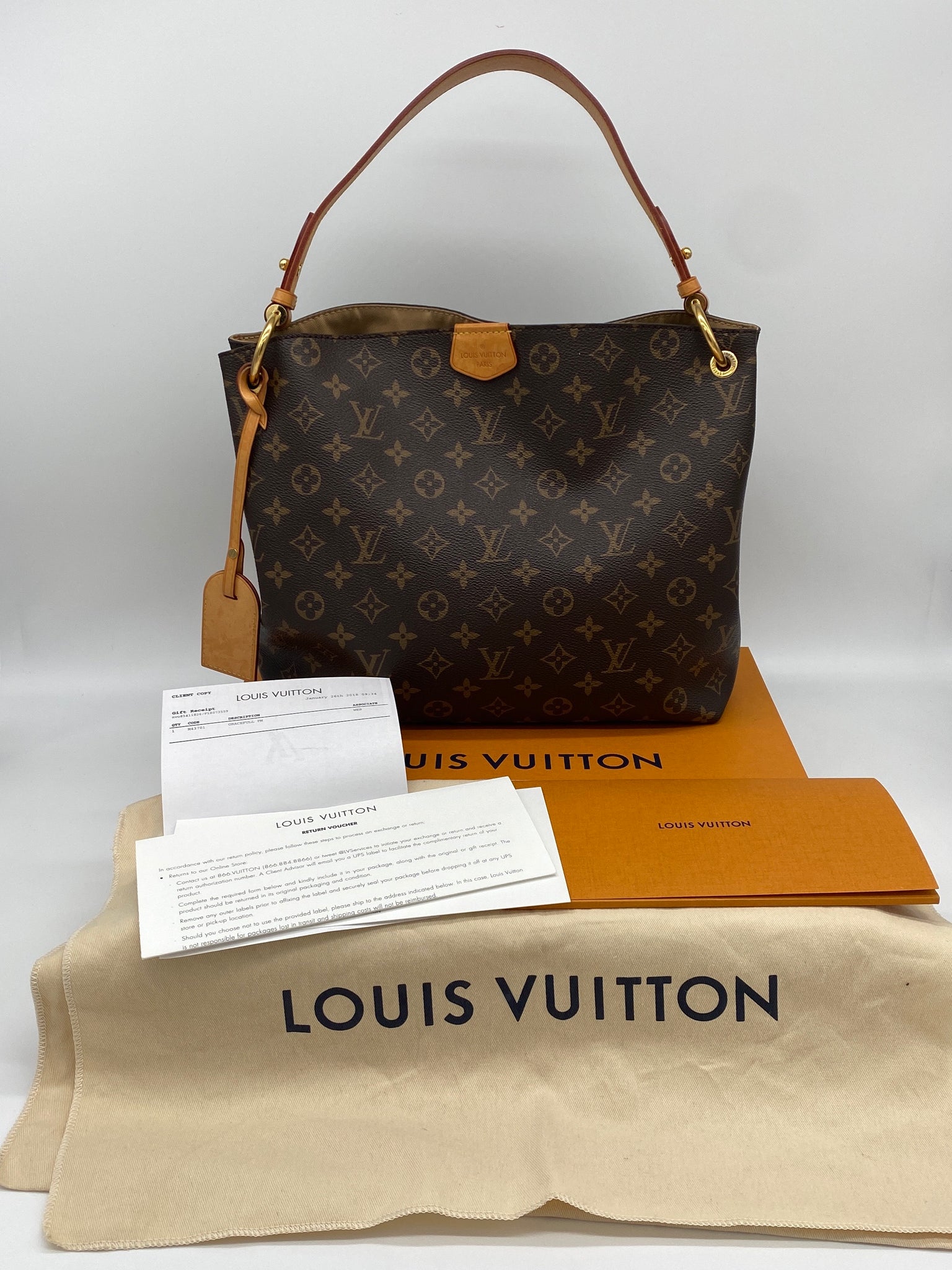 LOUIS VUITTON GRACEFUL PM SIZE FULL REVIEW//WHAT FITS INSIDE //Wear &Tear  After 1 year 