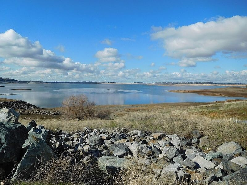 FOLSOM LAKE